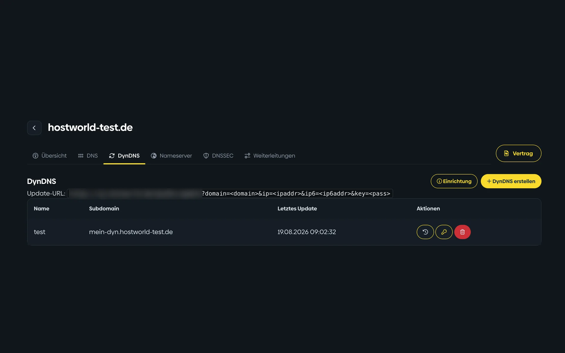 DynDNS management in the Customer Menu with the update URL, a created subdomain, and the time of the last report